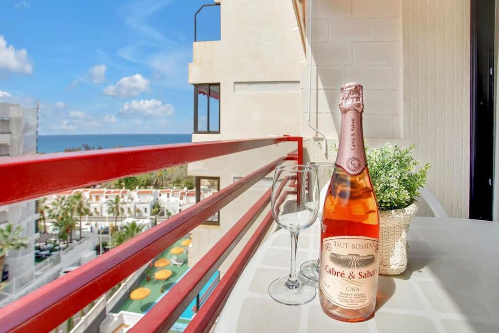 Alexander Apartment Playa De Las Americas Luaran gambar