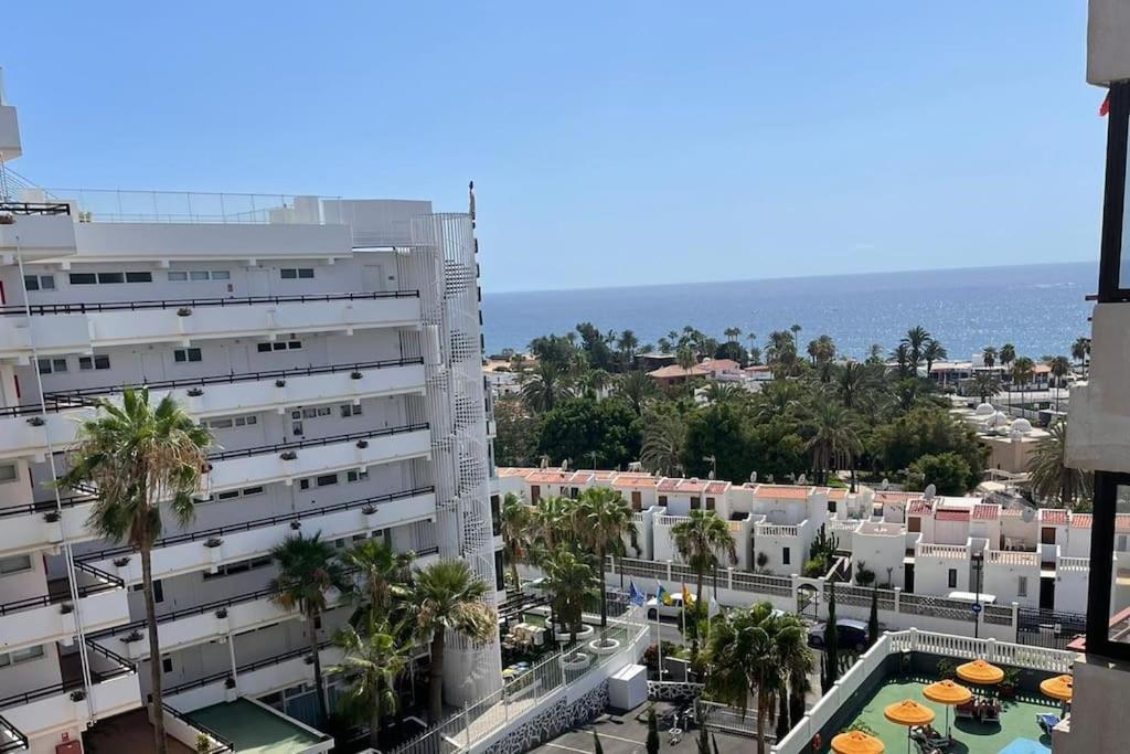 Alexander Apartment Playa De Las Americas Luaran gambar