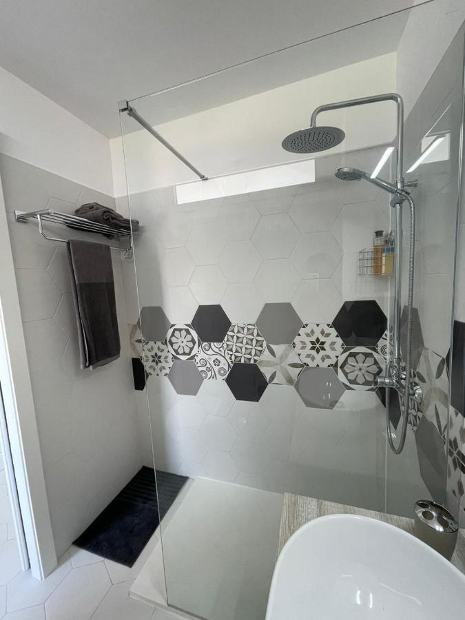 Alexander Apartment Playa De Las Americas Luaran gambar